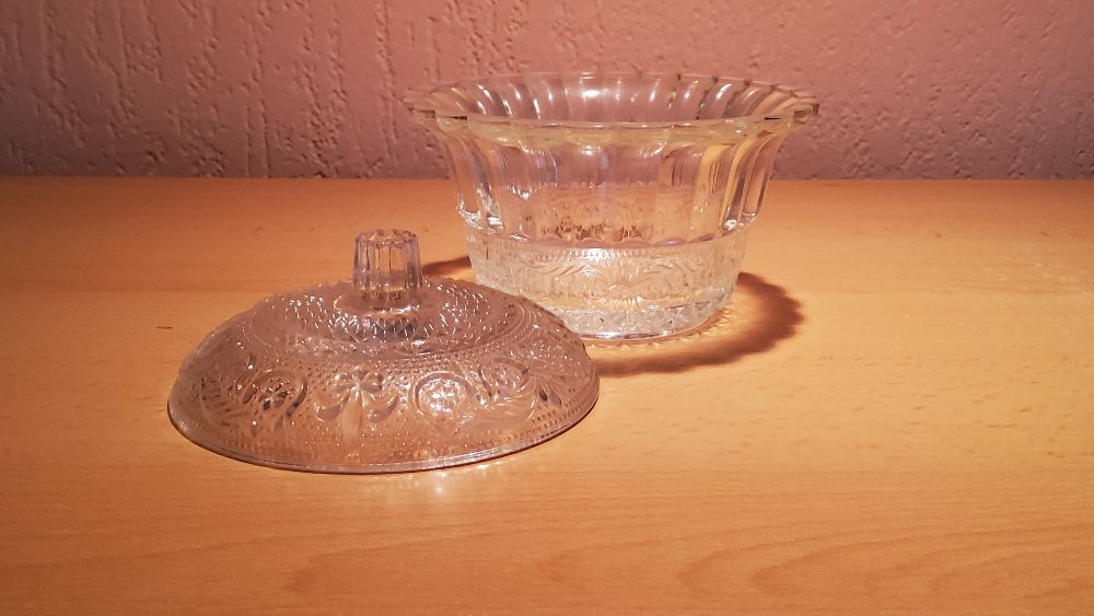 Купа и форми за сервиране