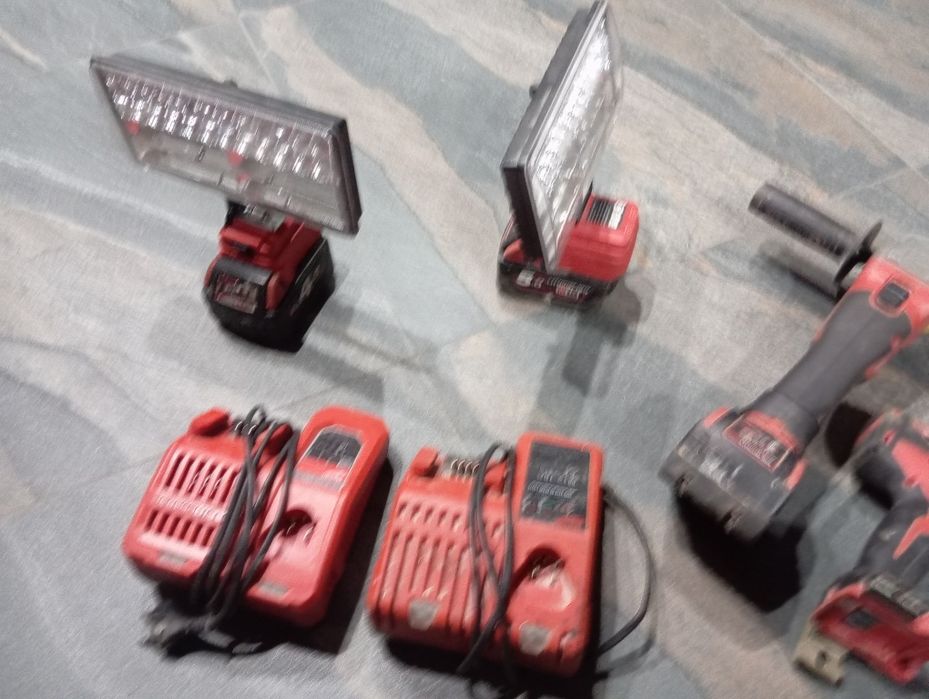 Set complet MILWAUKES