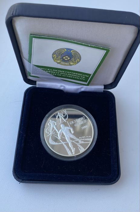 Продам монеты серебро