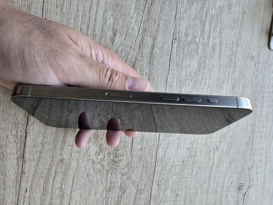 Продам айфон 15 Pro Max 512 Gb Titanium