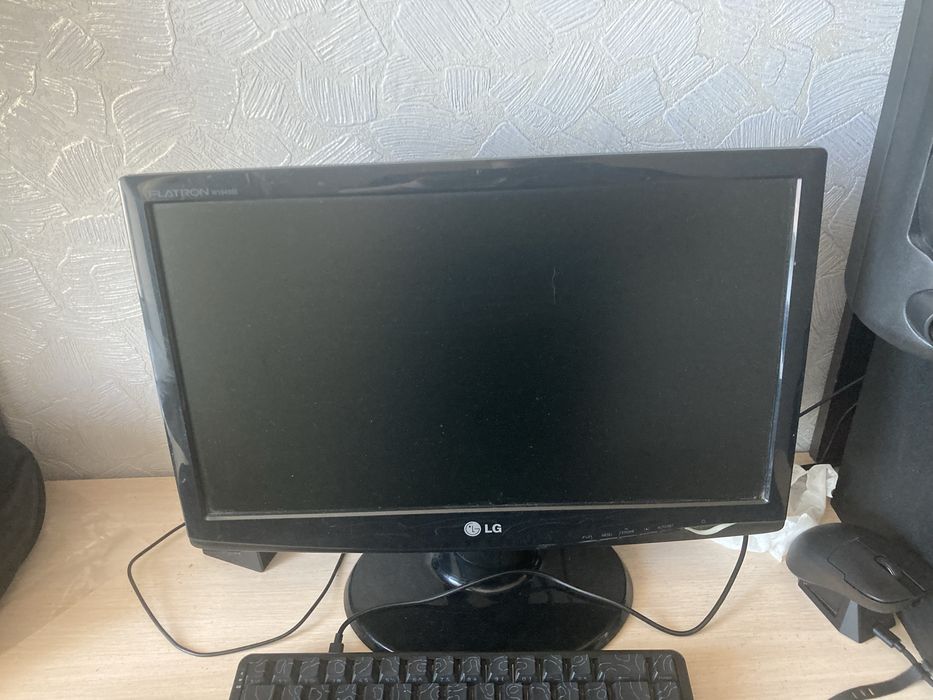 монитор LG flatron w1943se