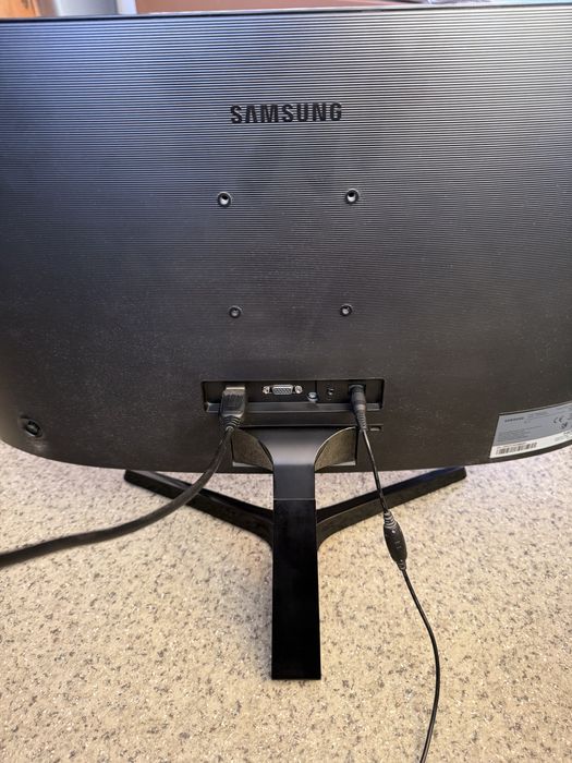 Monitor Asus Curbat Impecabil - C24F396