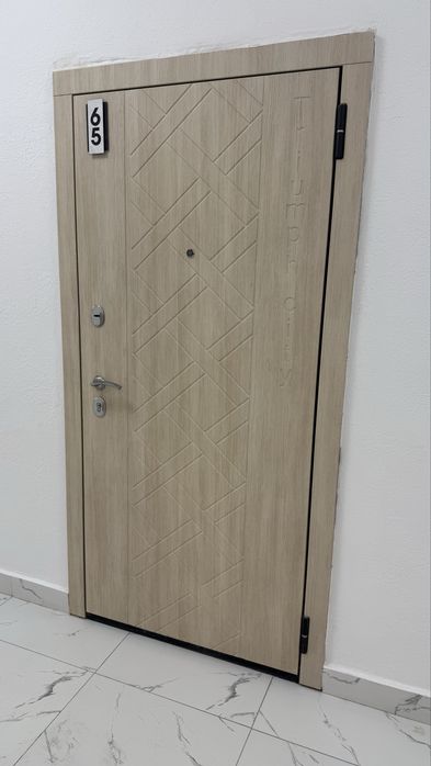 Дверь новая 66 тыс