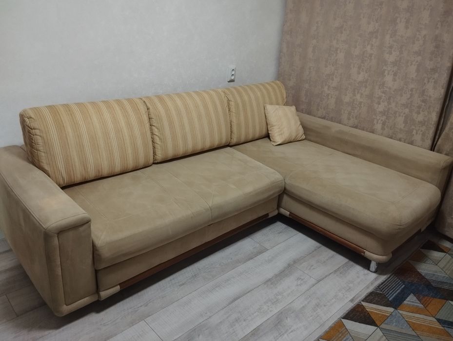 Угловой диван белорусский срочно