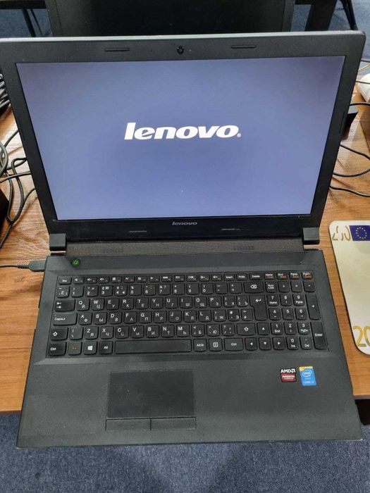 Notebook Lenovo (Intel Core i3)
