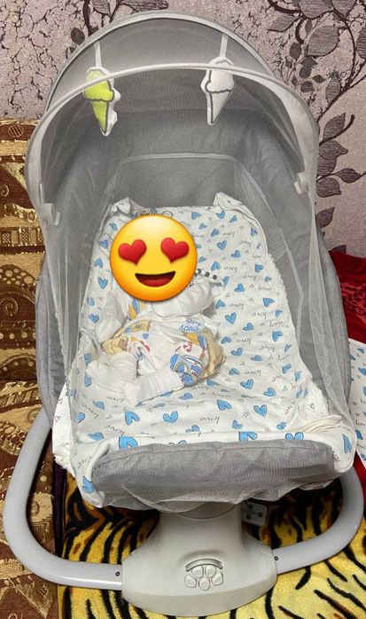 Kachelya, kolyaska, podushka, kachelya lyalka