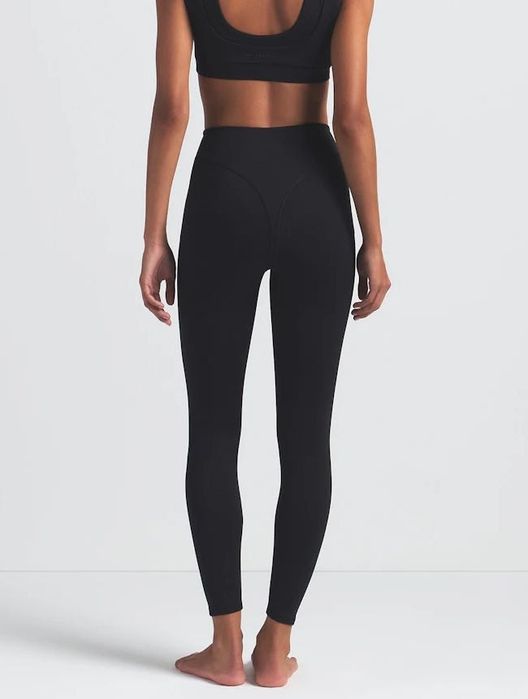 Топ и леггинсы SKIMS оригинал США