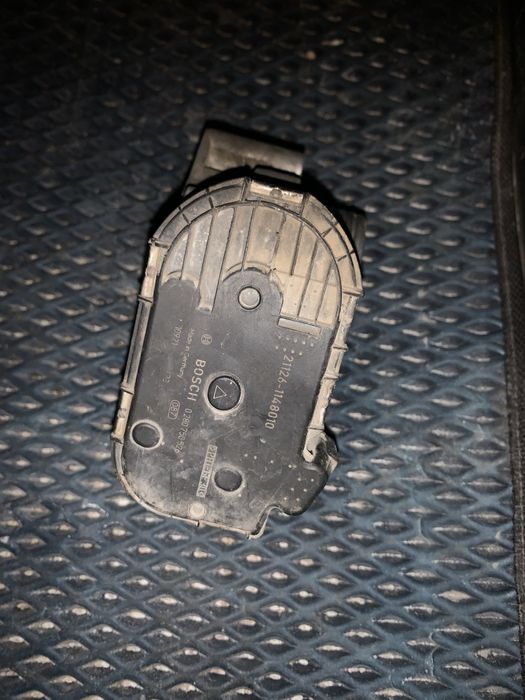 Дроссельная заслонка приора