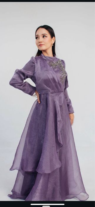 Женские платья в разном стиле