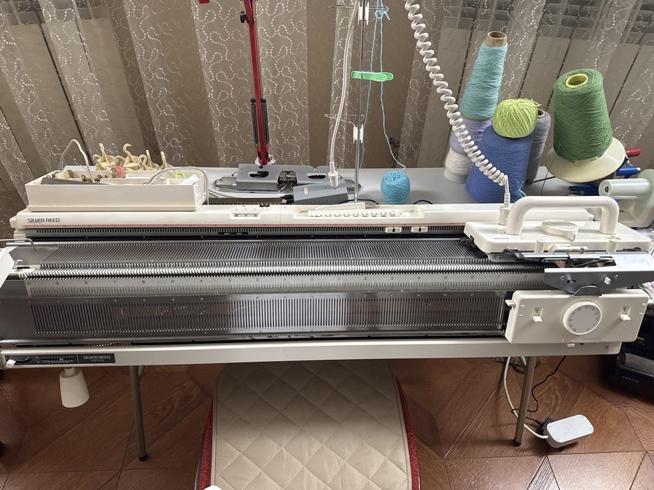 Вязальная машина Сильвер Рид 840