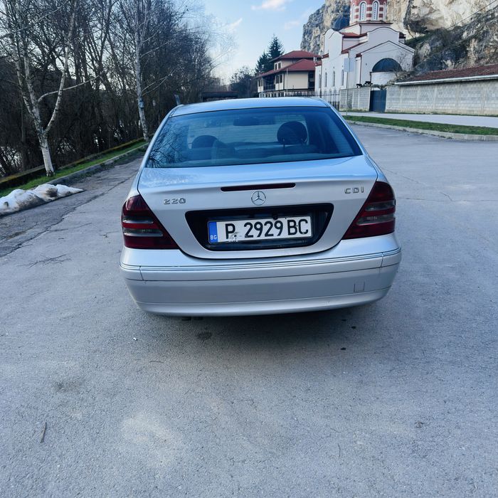 Mercedes Benz C220