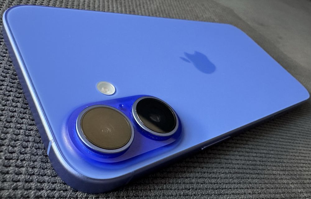 iPhone 16 Plus (128GB)