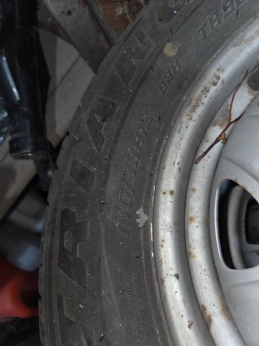 Шины с дисками 175/70 R13 Triangle