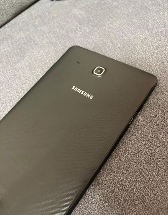 Tableta Samsung tabE