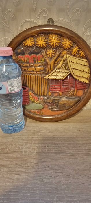 Ваза-9-35 евро Декантер-15 евр,Дървено пано-18 евро, Сувенири -22 евро