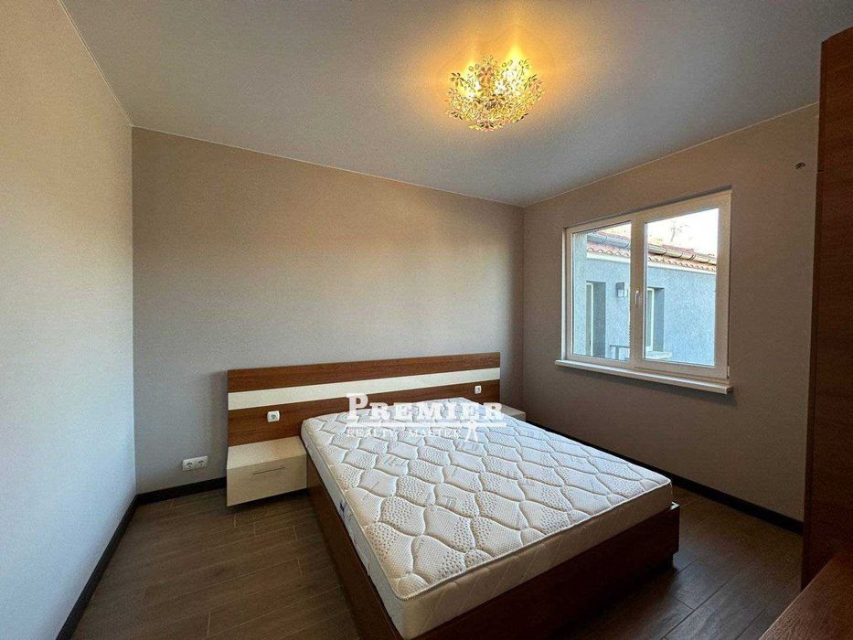 Напълно реновирана къща в центъра на село Гюльовца