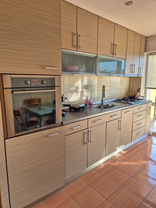Proprietar vand apartament 3 camere zona Trei Stejari