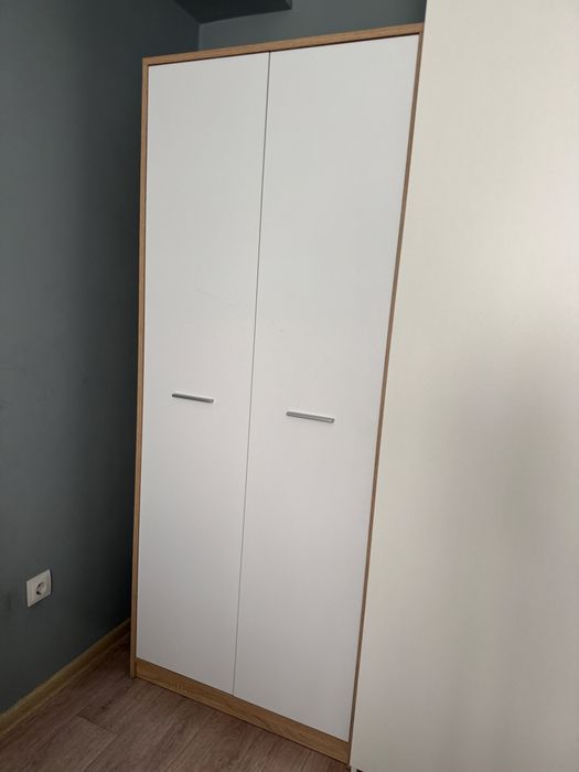 Шкаф для одежды продам
