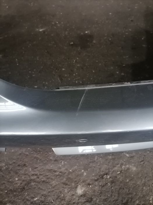 Продавам задна броня за БМВ Е60