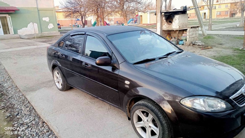 Lasetti 2012 jentra qilingan