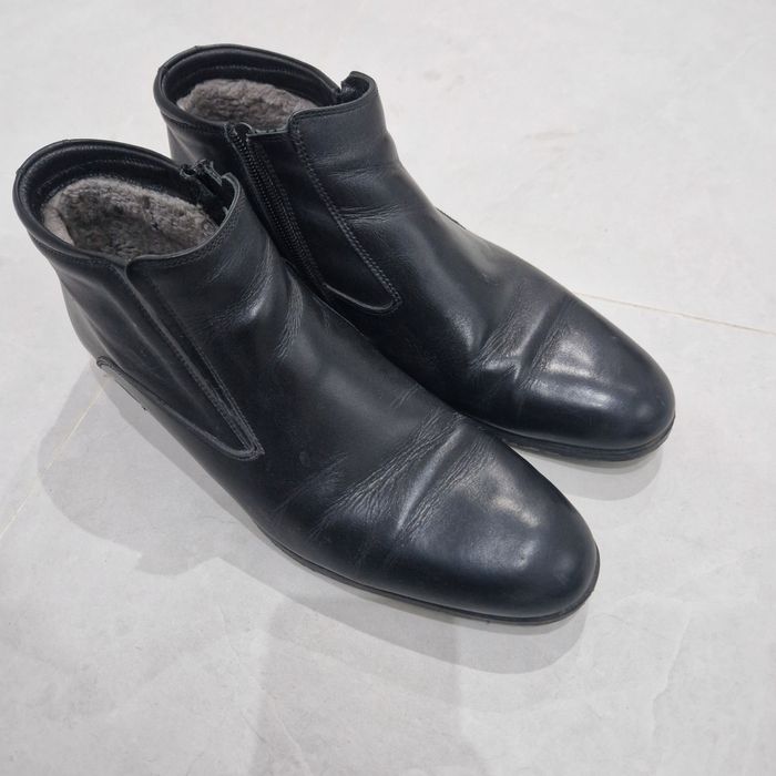 Продам зимние кожанные, стильные ботинки