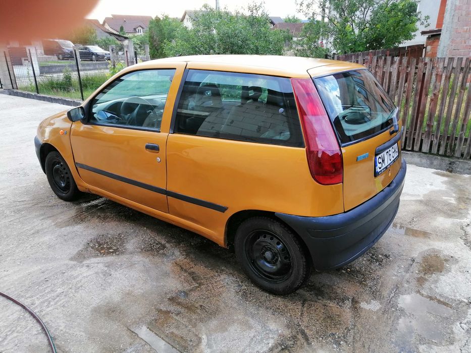 Vind Fiat punto mk1
