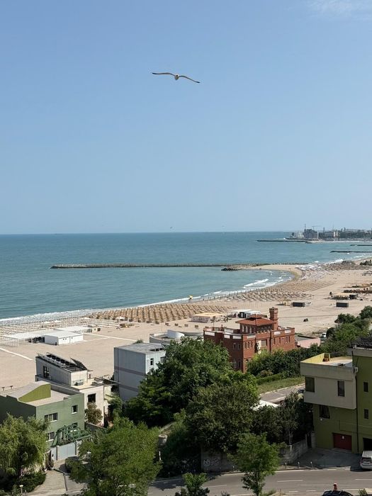 Vând apartament 3 camere Faleză Nord, Constanța