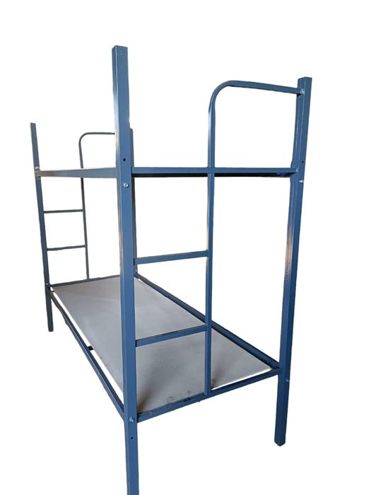 Двухярусная кровать