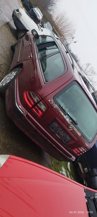 Dezmembrez Mercedes-Benz 210 K 2.7 Motorina! An 1999