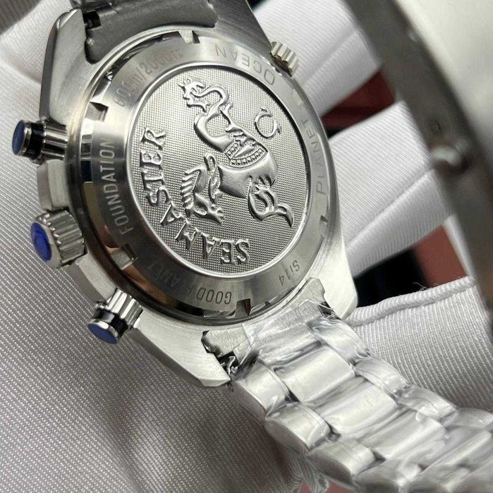 Кварцов мъжки часовник OMEGA Seamaster Planet Ocean 600M