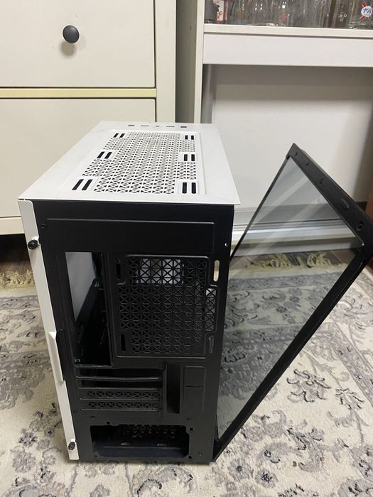 Компьютерный корпус со стеклом