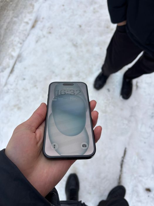 Айфон 15 128 гб ,