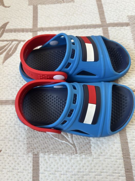 Сандалки Tommy Hilfiger 23