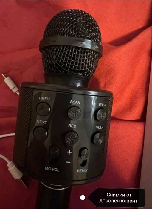 Професионален безжичен караоке микрофон с bluetooth Розов и Черен