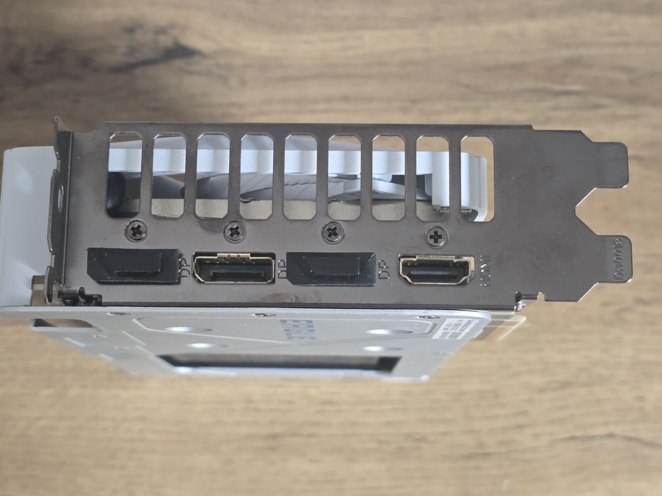 RTX 5060 TI 16gb Gigabyte ICE cu garantie