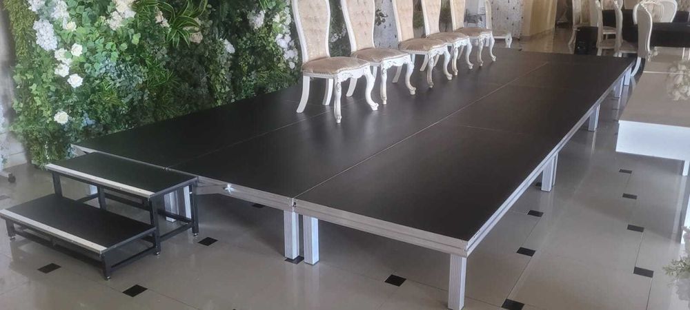 Promotie Set Podium scena evenimente 5x3m gradene Alustage Globaltrus