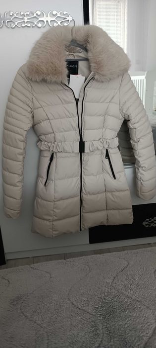 Ново зимно яке с пухена яка