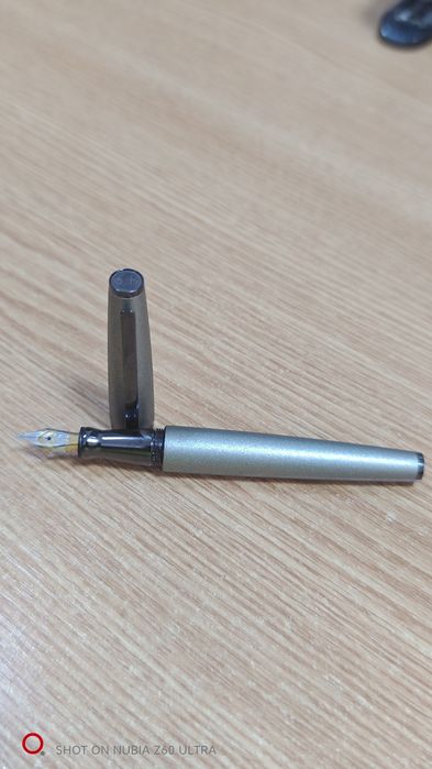 Stilou Otto Hutt design 06