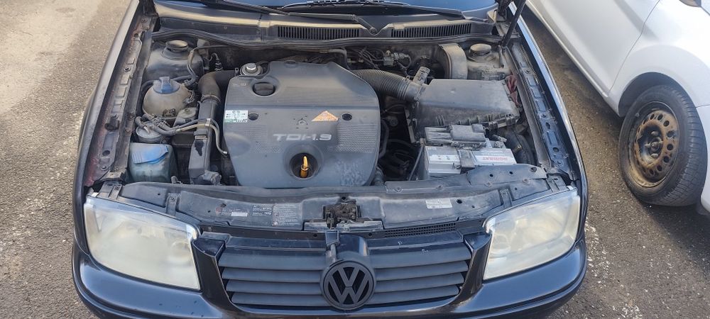 Vând Vw bora 1.9 tdi