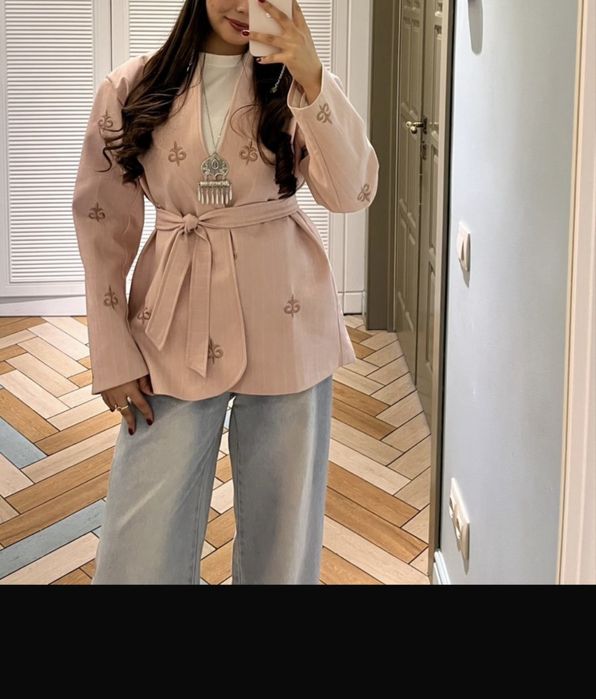 Этно пиджак + с ожерельем,44 размер