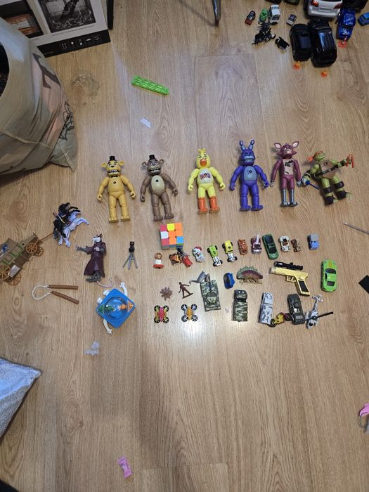 Продам всякие различные игрушки