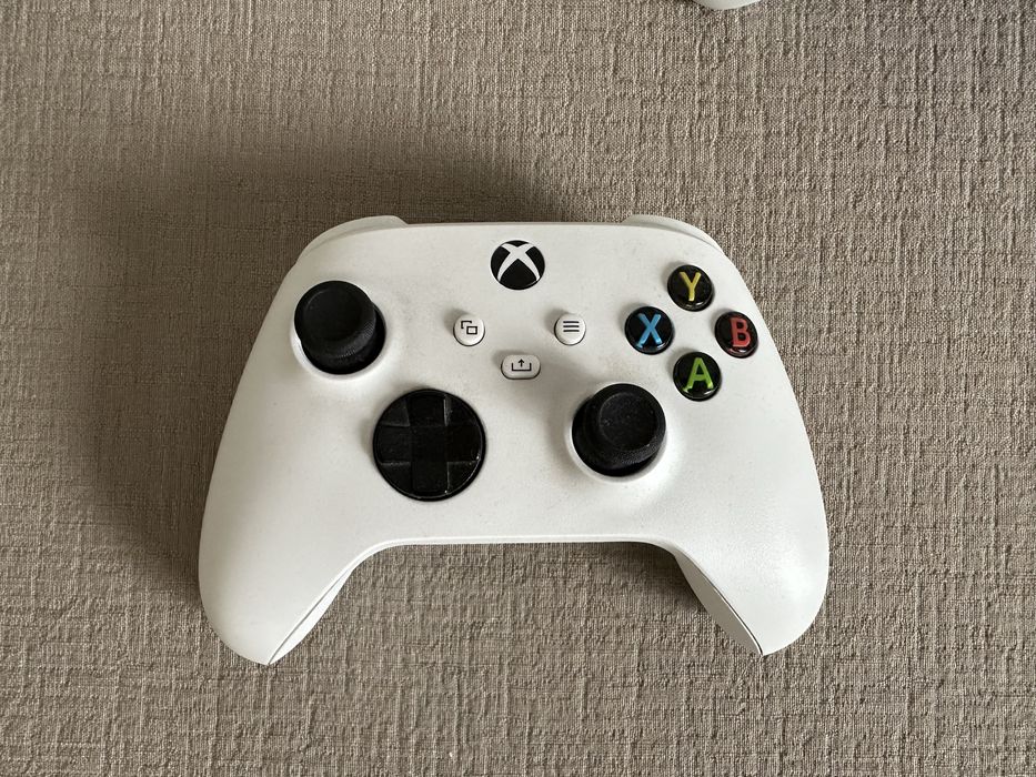 Xbox series s + второй геймпад
