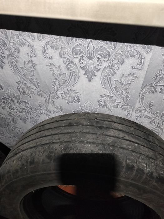 Продам три резины