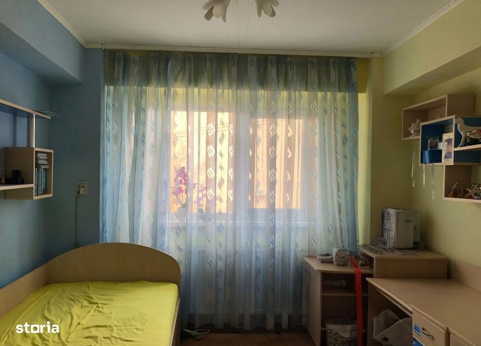 Apartament 3 camere Campulung vis-a-vis Primarie | Ultracentral