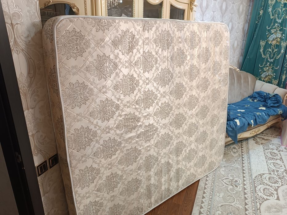 Матрас ортопедический 200х180.