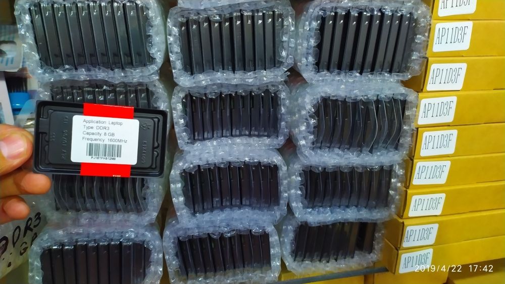 Новые. Запечатанные DDR3 8gb для ноутбуков