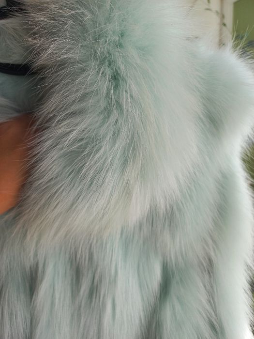 Изключително луксознен елек от естествен косъм на лисица