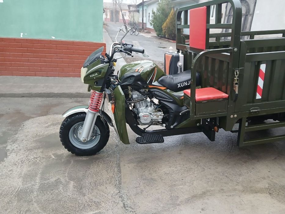 Муравей мото сотилади