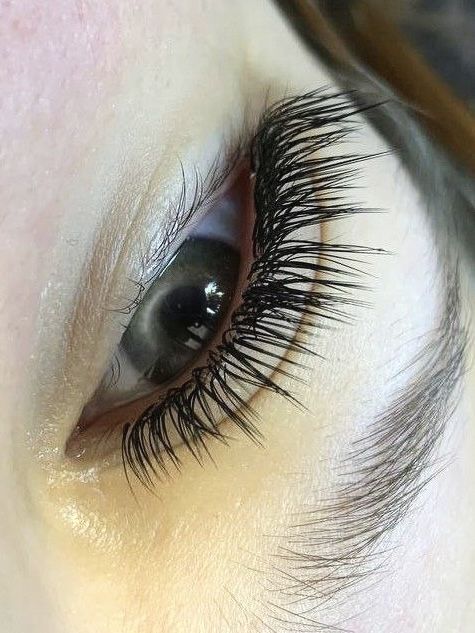 Extensii de gene fir cu fir