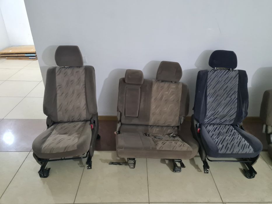 Продам сиденья на прадо 90
